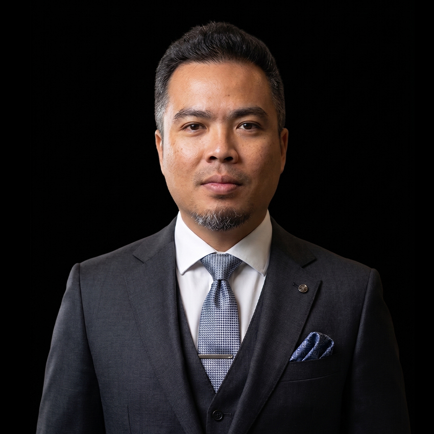 DANIEL THAPA